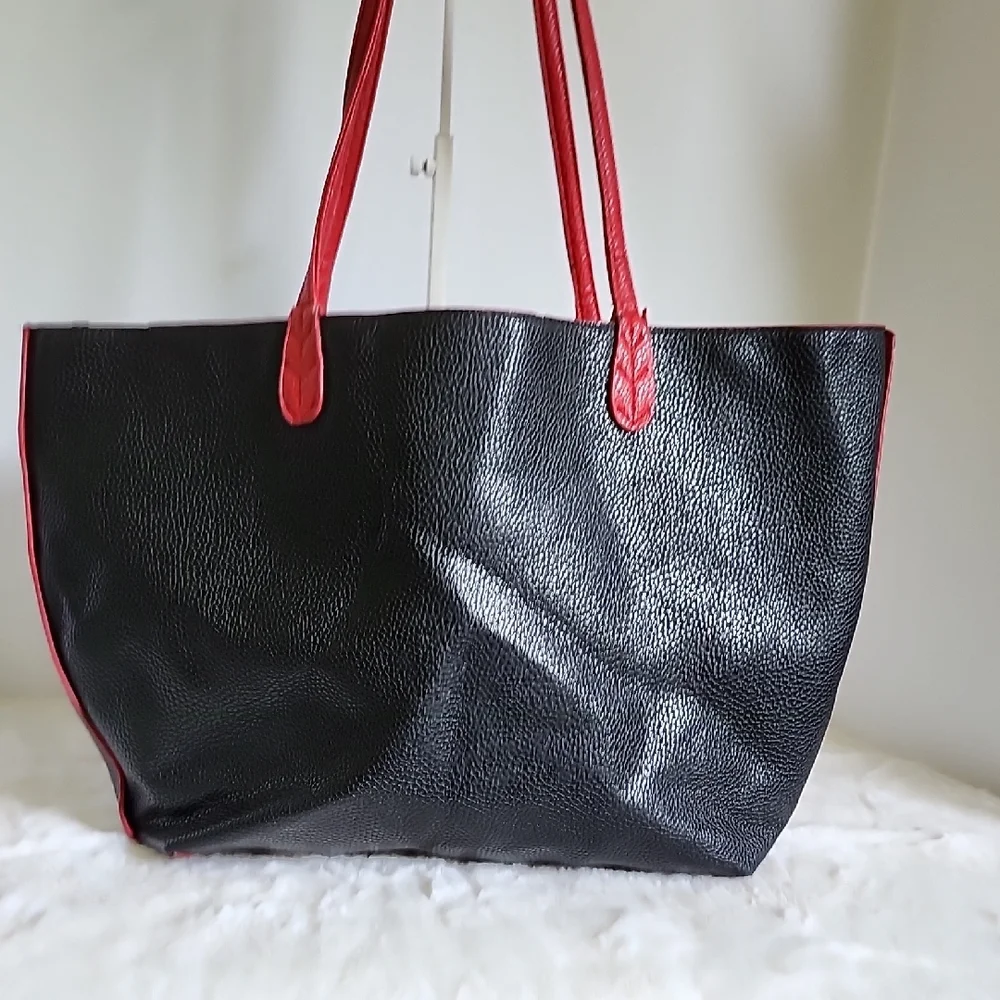 BCBG Paris Reversible Tote Shoulder Bag Black Red